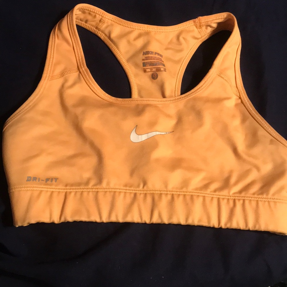Sports bra